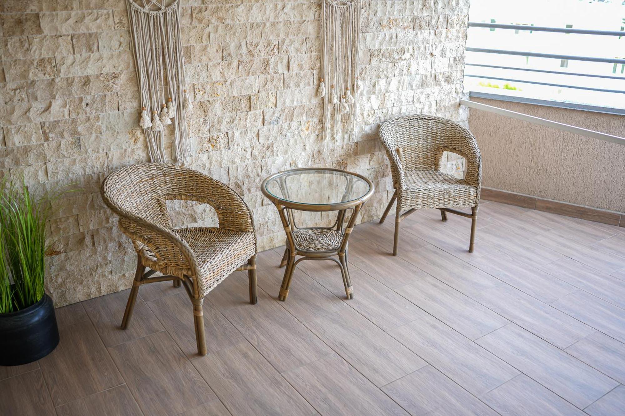 Penthouse With Huge Rooftop Terrace & City View 부쿠레슈티 외부 사진