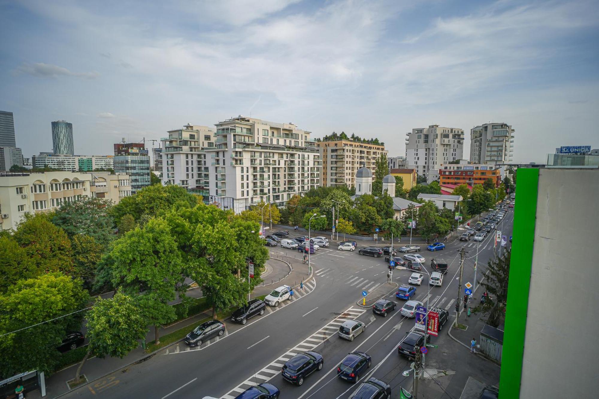 Penthouse With Huge Rooftop Terrace & City View 부쿠레슈티 외부 사진