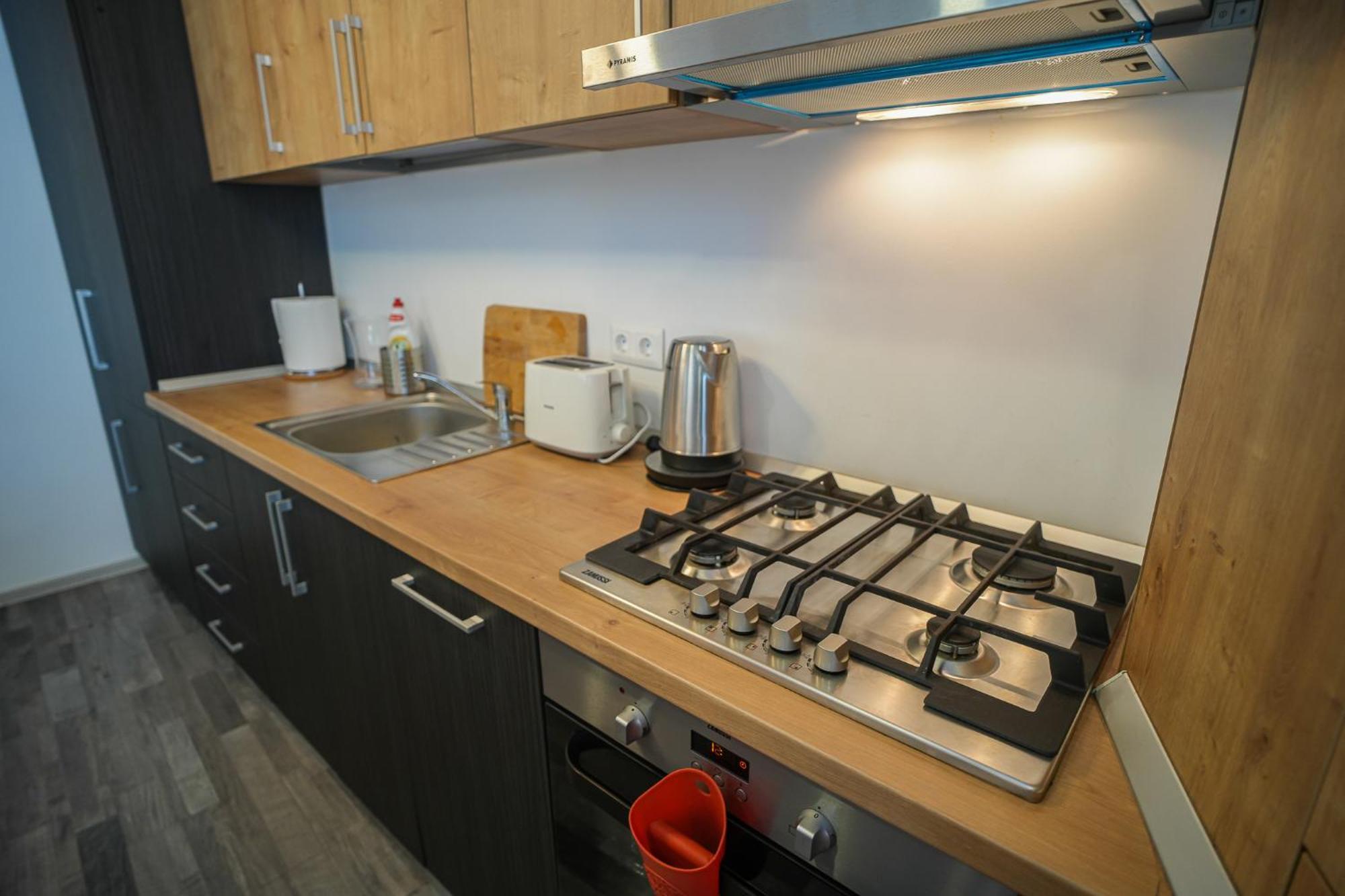 Penthouse With Huge Rooftop Terrace & City View 부쿠레슈티 외부 사진